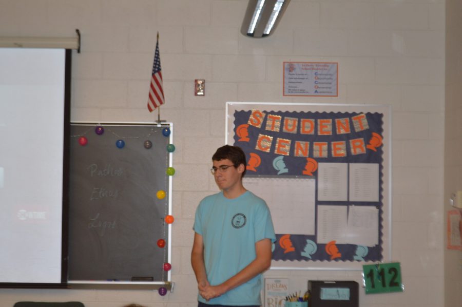Colin Sheehan, senior at HHS, talks about how the presidential debate went and how each side did on Friday, October 7, 2016. The goal for speech and debate club is to get new members by the end of Community Day (Broadcaster/Madi Held). 