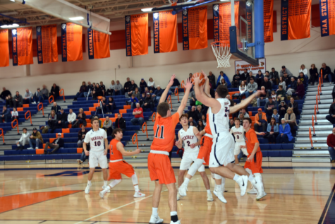 Hershey Boys Basketball Falls to Mechanicsburg – The Broadcaster