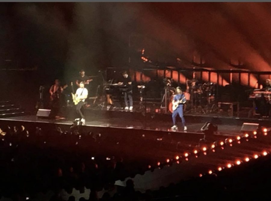 Maroon 5 performing for a sold-out stadium in Saint Paul, Minnesota on their Red Pills Blues Tour on September 18th, 2018. All tickets for the 2020 Tour are now available. (Maroon 5)